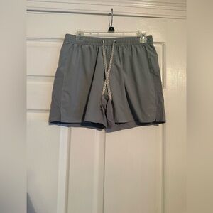Vuori Men's Light Gray Athletic Shorts 5in inseam